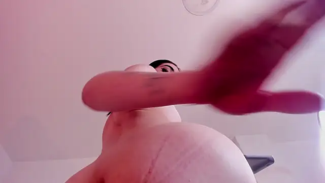 lizz lunna online show from February 2026 09:58:01 PM