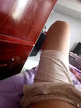 fernandezdan online show from April 2026 06:13:02 PM