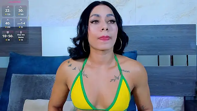 Snapshot of suzan_jane chatting on March 2026 12:10:01 AM suzan jane online show from March 2026 12:10:01 AM