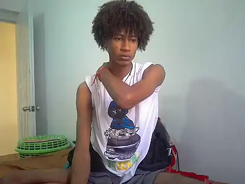 Snapshot of twink_gabrielll chatting on February 2026 12:30:01 PM twink gabrielll online show from February 2026 12:30:01 PM