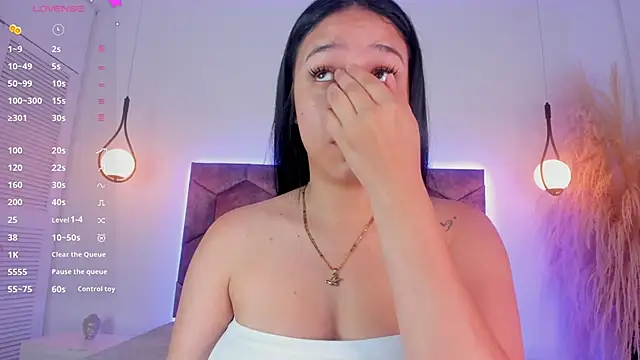 Snapshot of emily_nova_ chatting on June 2026 11:32:02 AM emily nova online show from June 2026 11:32:02 AM