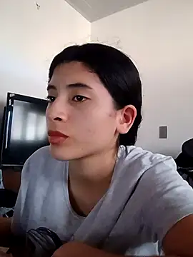 honeyhotgirl19 online show from February 2026 07:34:02 PM