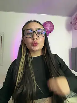 Snapshot of Diosa_lunar1 chatting on March 2026 01:42:01 AM Diosa lunar1 online show from March 2026 01:42:01 AM