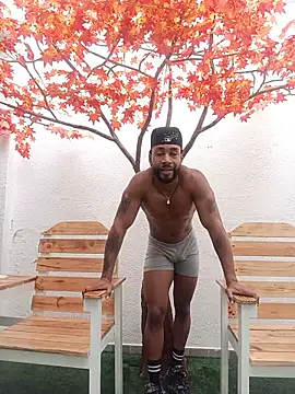 Snapshot of Dante_Knox chatting on June 2026 02:33:01 PM Dante Knox online show from June 2026 02:33:01 PM
