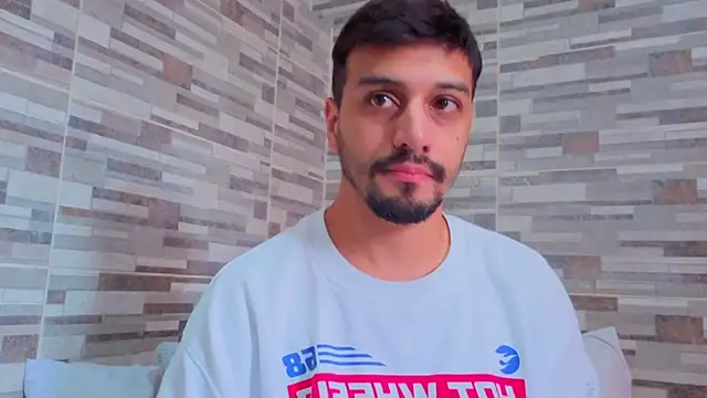 joelcallvil1 online show from April 2026 02:25:02 PM