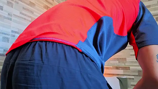 joelcallvil1 online show from April 2026 01:49:01 PM