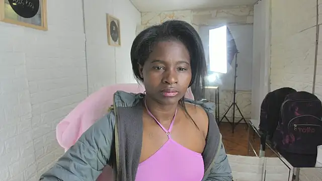 Snapshot of Betany_Grey chatting on February 2026 04:02:01 AM Betany Grey online show from February 2026 04:02:01 AM