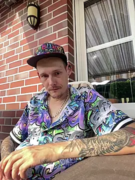Snapshot of Donaldduck0069 chatting on May 2026 04:34:02 PM Donaldduck0069 online show from May 2026 04:34:02 PM