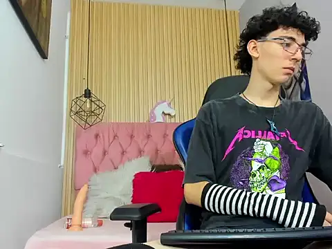 Syriussz online show from February 2026 07:21:02 PM