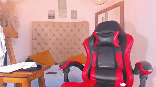 noah sthone online show from March 2026 03:35:02 AM