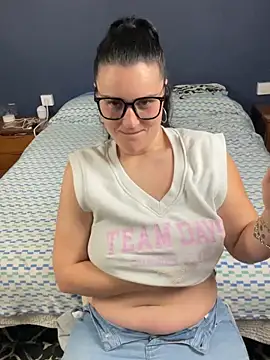 Snapshot of Alice_Dan chatting on March 2026 09:40:02 PM Alice Dan online show from March 2026 09:40:02 PM