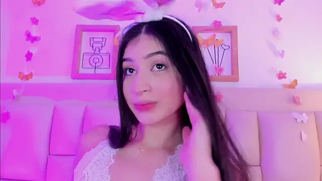 Snapshot of camile_carter chatting on March 2026 08:19:02 PM camile carter online show from March 2026 08:19:02 PM