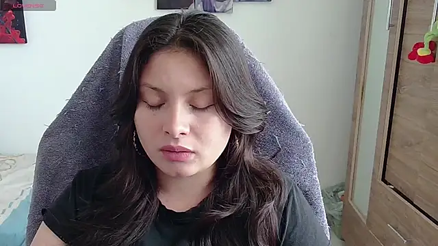 yessica gomez01 online show from May 2026 09:09:02 PM