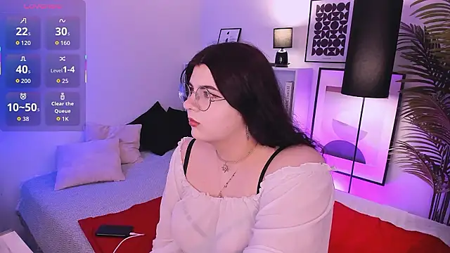 Snapshot of Siena_aa chatting on March 2026 09:10:02 PM Siena aa online show from March 2026 09:10:02 PM