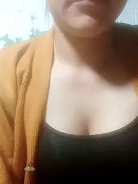 jjennyyy online show from May 2026 01:06:01 PM