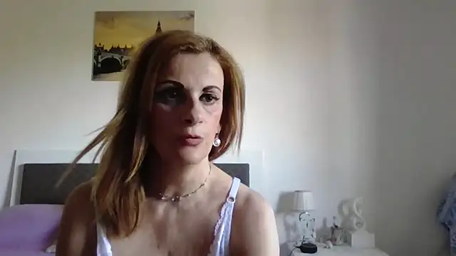 Snapshot of Clara1986 chatting on June 2026 02:28:02 PM Clara1986 online show from June 2026 02:28:02 PM
