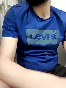 Snapshot of 80julien chatting on February 2026 07:17:02 PM 80julien online show from February 2026 07:17:02 PM