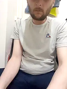 Snapshot of 80julien chatting on March 2026 06:23:02 PM 80julien online show from March 2026 06:23:02 PM