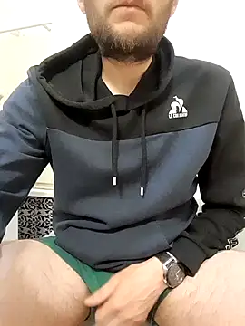 Snapshot of 80julien chatting on March 2026 10:42:01 PM 80julien online show from March 2026 10:42:01 PM