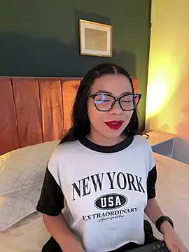Snapshot of Little_Lexyy chatting on July 2026 05:36:02 AM Little Lexyy online show from July 2026 05:36:02 AM