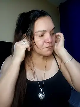 Snapshot of lee_hot chatting on January 2026 11:26:01 AM lee hot online show from January 2026 11:26:01 AM