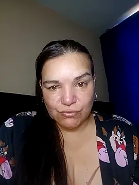 Snapshot of lee_hot chatting on February 2026 04:11:02 PM lee hot online show from February 2026 04:11:02 PM