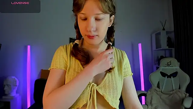 Snapshot of tracy_aw chatting on March 2026 06:36:01 AM tracy aw online show from March 2026 06:36:01 AM