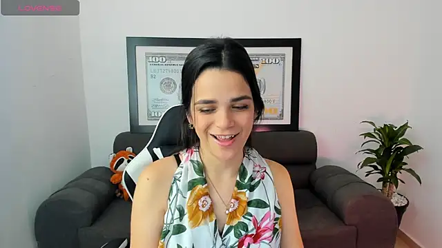 LucianaMoreau online show from January 2026 09:29:01 PM