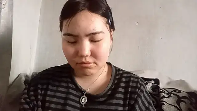 MollyAsian online show from February 2026 09:05:01 AM