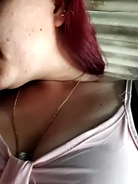 Snapshot of THALASSA_DIOSA chatting on February 2026 05:55:01 PM THALASSA DIOSA online show from February 2026 05:55:01 PM