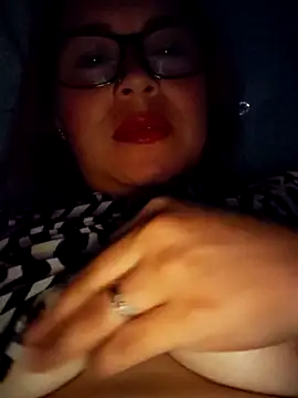 Snapshot of THALASSA_DIOSA chatting on April 2026 02:47:02 AM THALASSA DIOSA online show from April 2026 02:47:02 AM