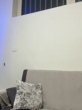 Snapshot of -LaTuaBionda-Giusy-00 chatting on April 2026 11:13:01 PM -LaTuaBionda-Giusy-00 online show from April 2026 11:13:01 PM