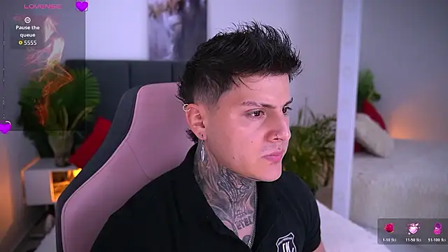 goldenatlasX online show from February 2026 06:05:01 PM