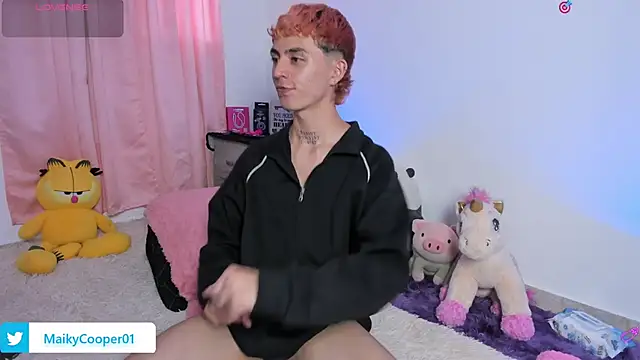 Snapshot of Maiky_Cooper01 chatting on March 2026 10:17:02 PM Maiky Cooper01 online show from March 2026 10:17:02 PM