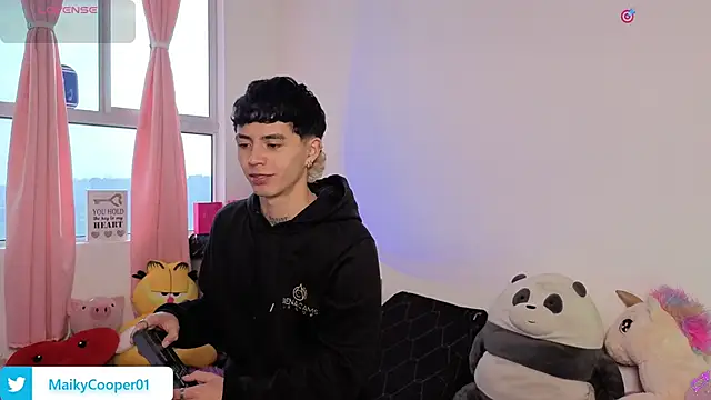 Snapshot of Maiky_Cooper01 chatting on March 2026 01:27:01 PM Maiky Cooper01 online show from March 2026 01:27:01 PM