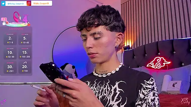 Snapshot of Maiky_Cooper01 chatting on July 2026 08:58:01 PM Maiky Cooper01 online show from July 2026 08:58:01 PM