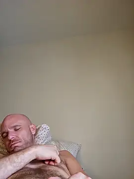 Snapshot of FrankieFuckMe chatting on April 2026 04:15:02 PM FrankieFuckMe online show from April 2026 04:15:02 PM