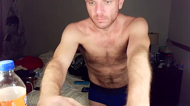 Snapshot of FrankieFuckMe chatting on April 2026 04:21:01 AM FrankieFuckMe online show from April 2026 04:21:01 AM