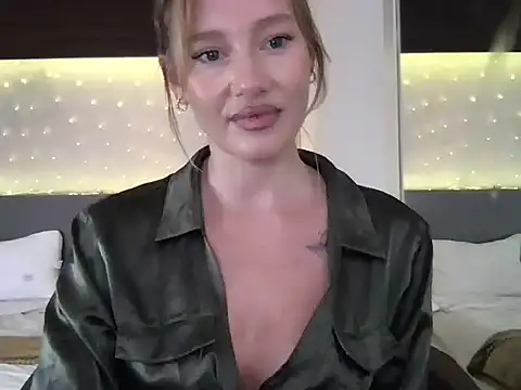 Stella muse online show from March 2026 03:55:02 AM