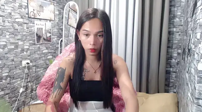 Snapshot of LOVELYMAYUMIE chatting on February 2025 05:39:01 PM LOVELYMAYUMIE online show from February 2025 05:39:01 PM