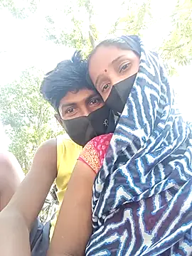 Snapshot of Shivanisingh4 chatting on April 2026 09:26:01 AM Shivanisingh4 online show from April 2026 09:26:01 AM