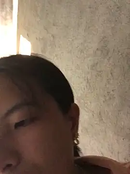 Snapshot of sun-shii chatting on April 2026 04:37:01 AM sun-shii online show from April 2026 04:37:01 AM