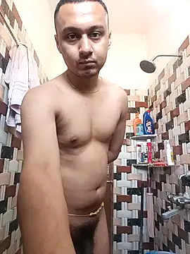 Snapshot of Uzieham22 chatting on March 2026 03:50:01 AM Uzieham22 online show from March 2026 03:50:01 AM