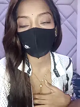 Snapshot of TrendyTales_ chatting on February 2026 04:36:01 PM TrendyTales online show from February 2026 04:36:01 PM