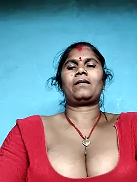 Hot di97 online show from April 2026 02:47:01 PM