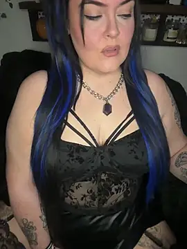 Snapshot of Miss_CurvesXXX chatting on April 2026 10:10:02 PM Miss CurvesXXX online show from April 2026 10:10:02 PM