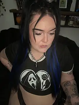 Snapshot of Miss_CurvesXXX chatting on April 2026 01:06:02 PM Miss CurvesXXX online show from April 2026 01:06:02 PM