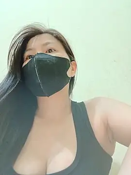 Snapshot of Lyly-68688 chatting on June 2026 09:25:02 AM Lyly-68688 online show from June 2026 09:25:02 AM