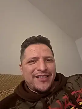 Snapshot of Alopez972 chatting on February 2026 08:24:01 AM Alopez972 online show from February 2026 08:24:01 AM