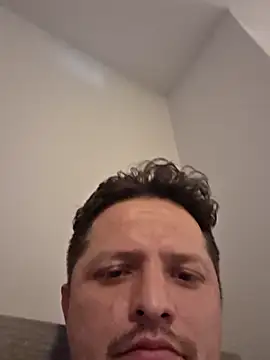 Snapshot of Alopez972 chatting on April 2026 05:34:02 AM Alopez972 online show from April 2026 05:34:02 AM